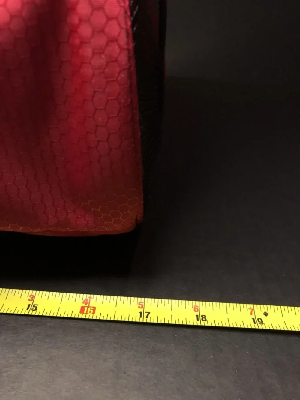 NWOT Small Red Duffel Travel Gym Carry On Bag With Shoulder Strap 9